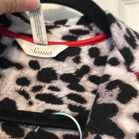 Soma Animal Print Long Sleeves and Pants Pajama Set Size XS Black and White - Picture 5 of 16